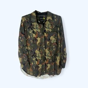 LYSSE schiffer contrast inner cuff shirt in mineral landscape RLS